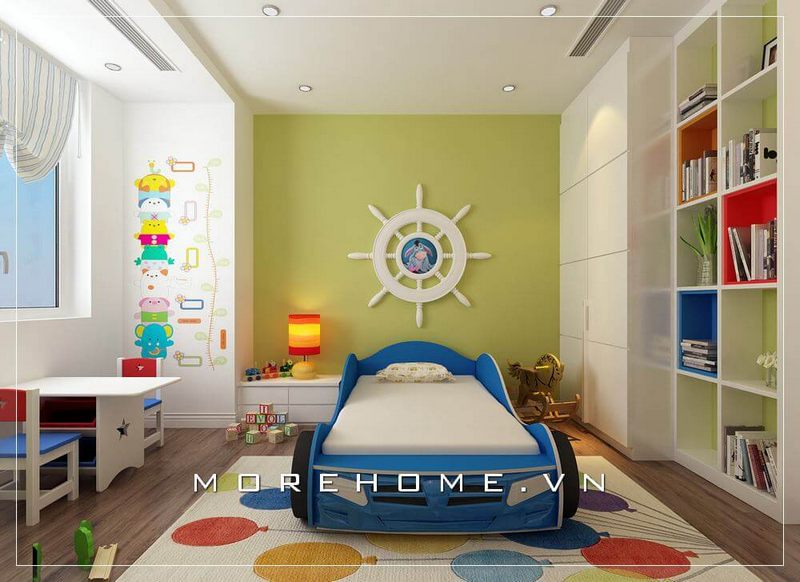 Mẫu giường ngủ mang lại sự độc đáo với thiết kế hình ô tô giúp bé trai biểu thị cá tính của mình trong phòng ngủ.